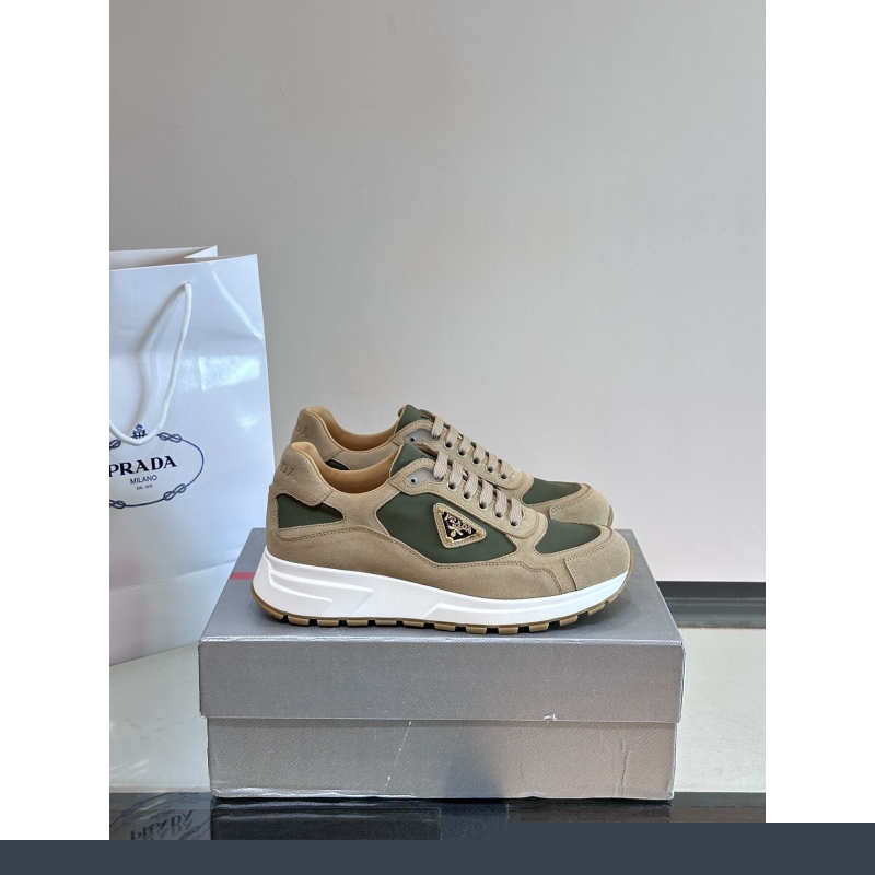 Pra*a casual shoes